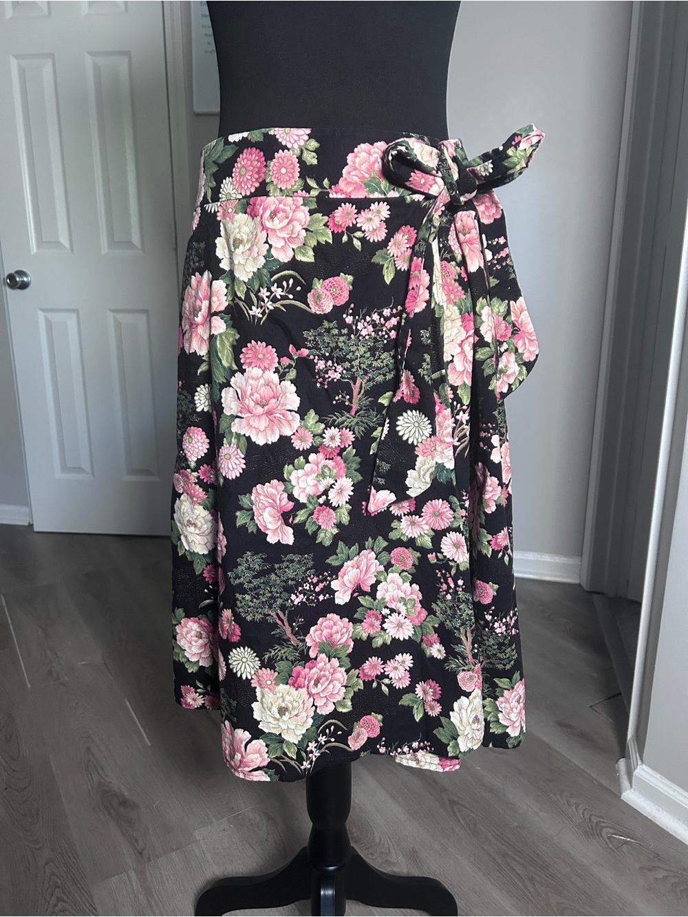 Vintage Handmade Black Pink Floral Wrap Skirt Cottagecore